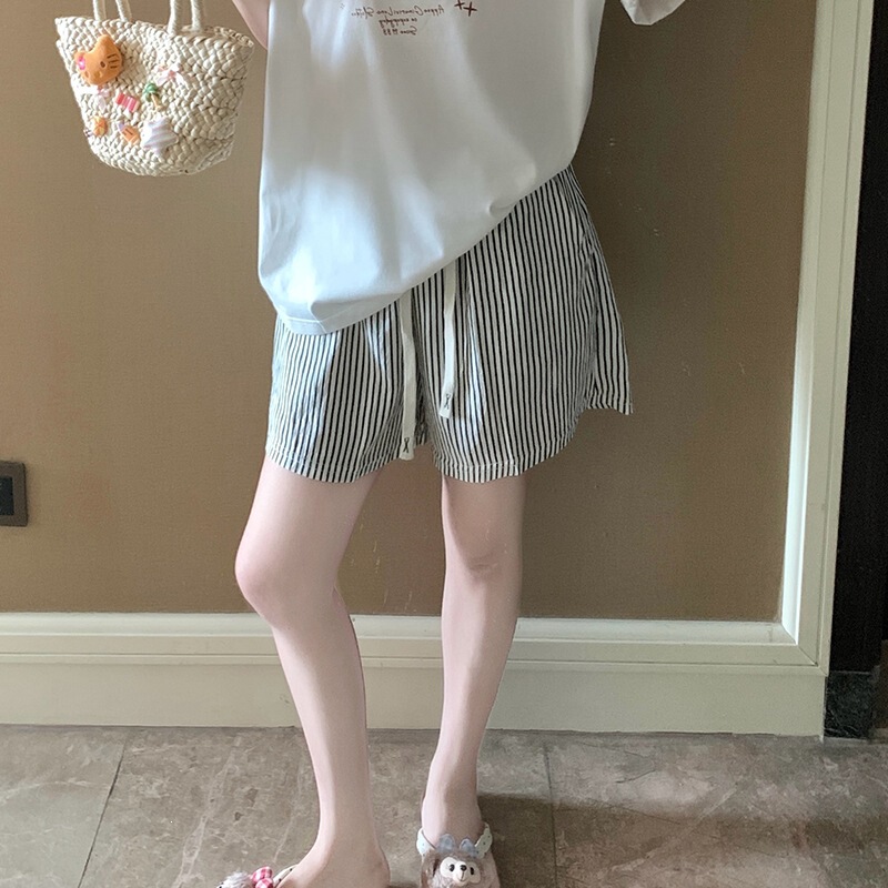 2026 Summer New Fashion Versatile Shorts Striped Style Trendy Simple Style for Work and Home Three-Quarter Length Shorts Trend 2026 Summer New Fashion Versatile Shorts Striped Style Trendy Simple Style for Work and Home Three-Quarter Length Shorts Trend