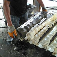 �Wʽ�e���_�R��ģ�߇����̨�o�ڻ�ƿ�ڗUˮ�����ӽ��B���J������