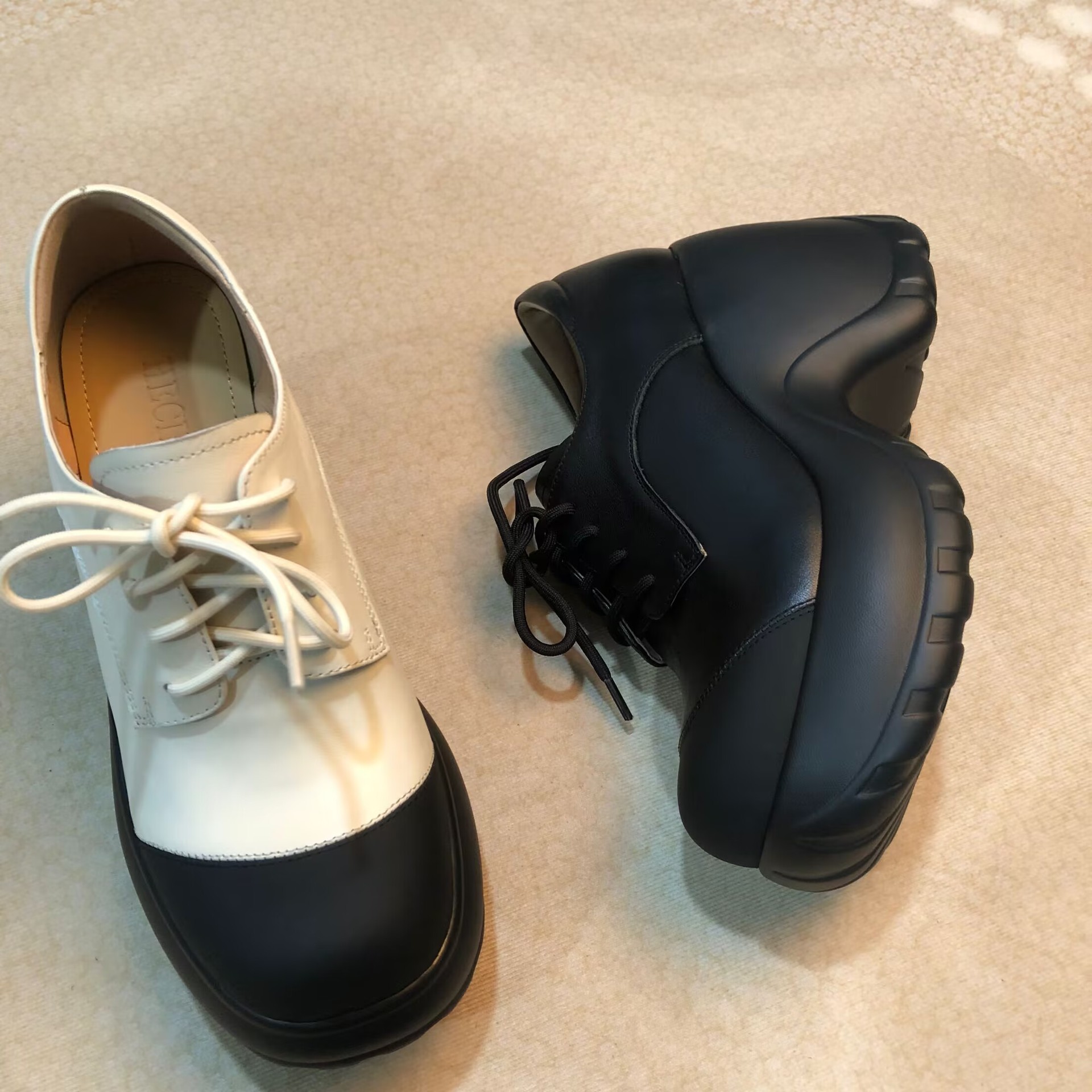 2025年春秋季厚底防水台深口单鞋女鞋小个子粗跟拼色高跟鞋黑白色