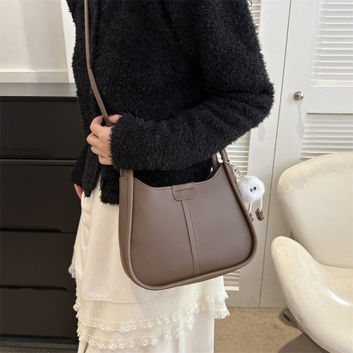 This year's popular bags for women large capacity  new autumn and winter single shoulder crossbody bag women's portable bucket bag