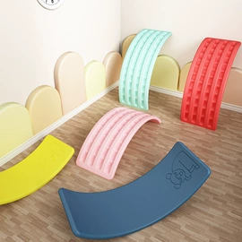 拼插类玩具;感统训练器材;科教玩具