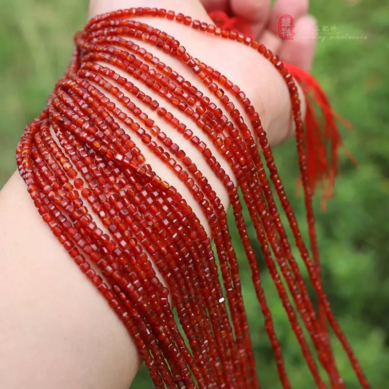 Xiaohongshu натуральный красный агат, сахарный кубик, свободные бусины 2,5, чистые красные граненые квадратные бусины, браслет-цепочка на ключицы с бусинами