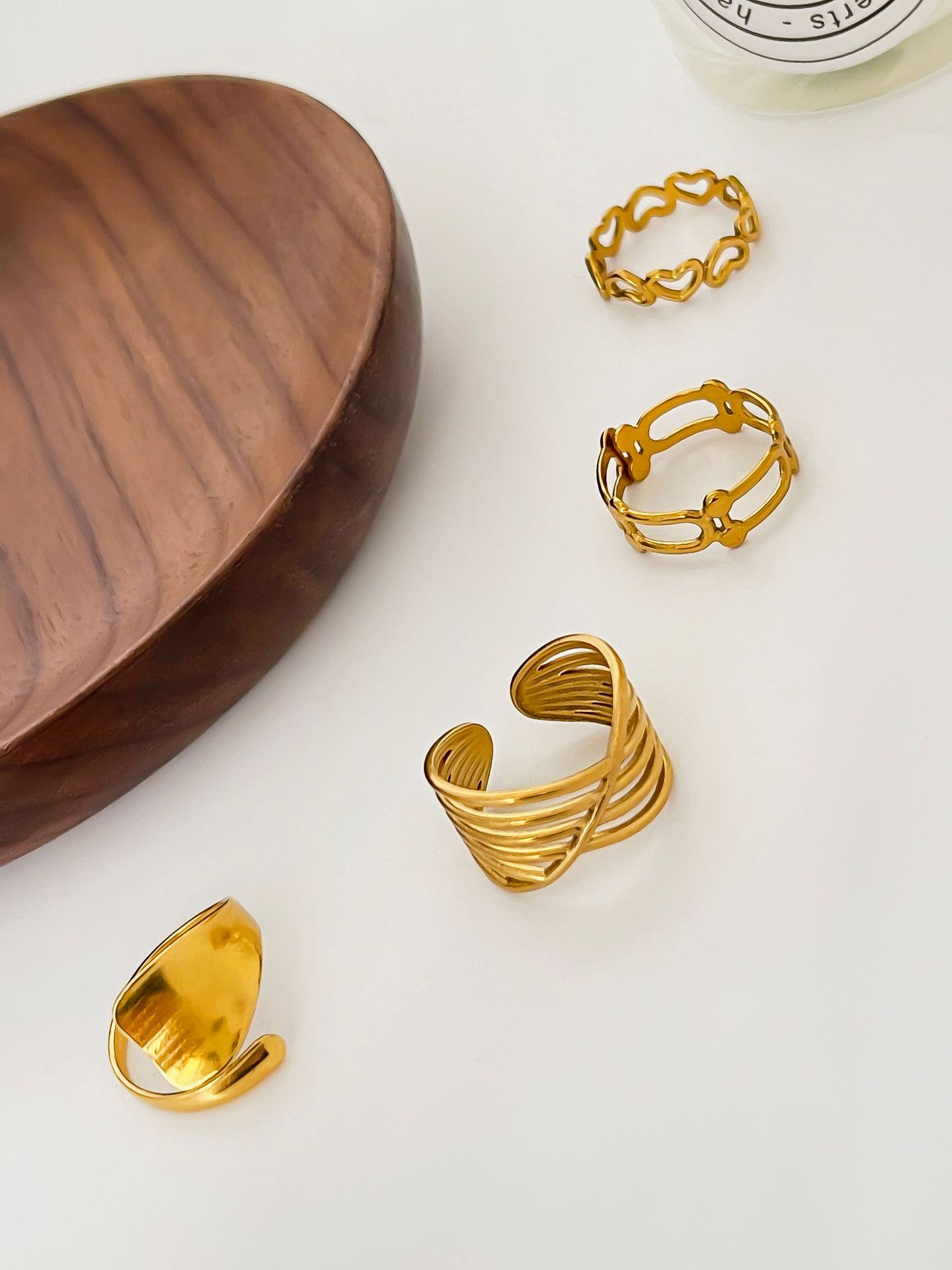 Elegant, Vintage Style Style PVD Coated Real Gold Plated Geometric 304 Stainless Steel Elegant Vintage Style Waterproof Non Tarnish Surgical Steel Rings