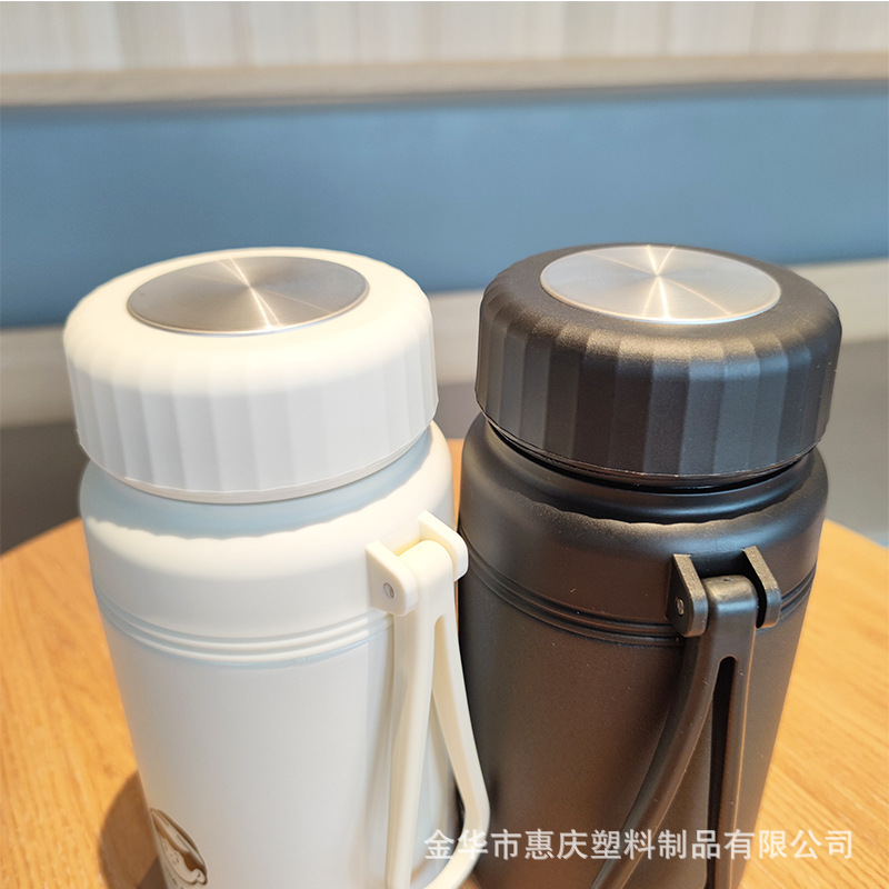 Taza de aislamiento de acero inoxidable portátil taza de pareja de gran capacidad con tabique de té taza de agua de té taza de oficina de aislamiento frío taza de hielo