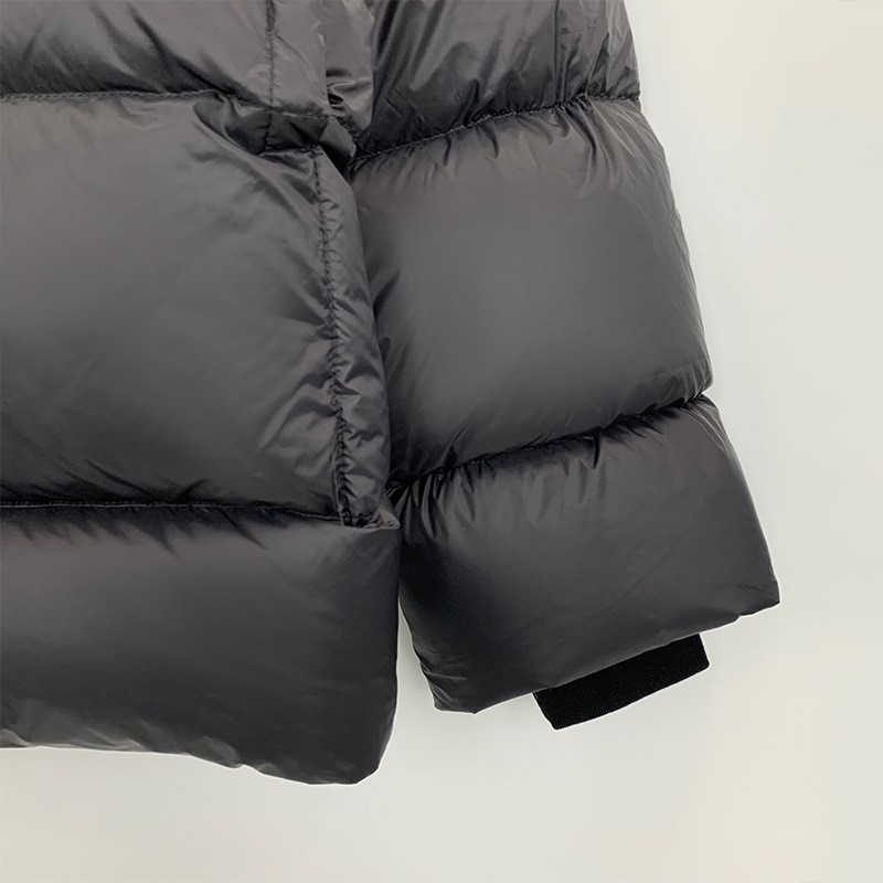 Chaqueta de Plumón Ligera y Cálida para Hombre SUBHUMAN | Chaqueta de Plumón Holgada con Cierre de Color Sólido para Parejas