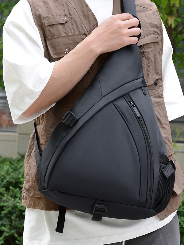 Fashionable casual student Korean style chest bag, sports outdoor triangular waterdrop bag, unisex crossbody bag, large capacity single-shoulder bag