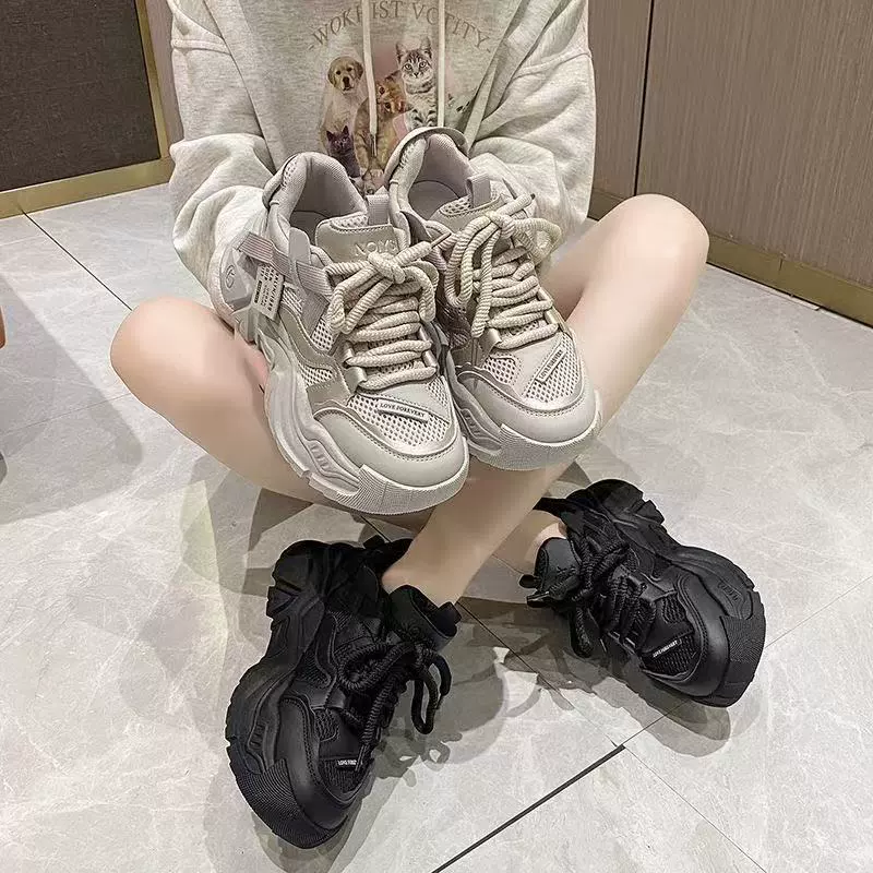 Гонконгские ветровые ботинки папы женские Rins Chao 2023 осенние дышащие кексы с толстой подошвой легкие винтажные повседневные кроссовки