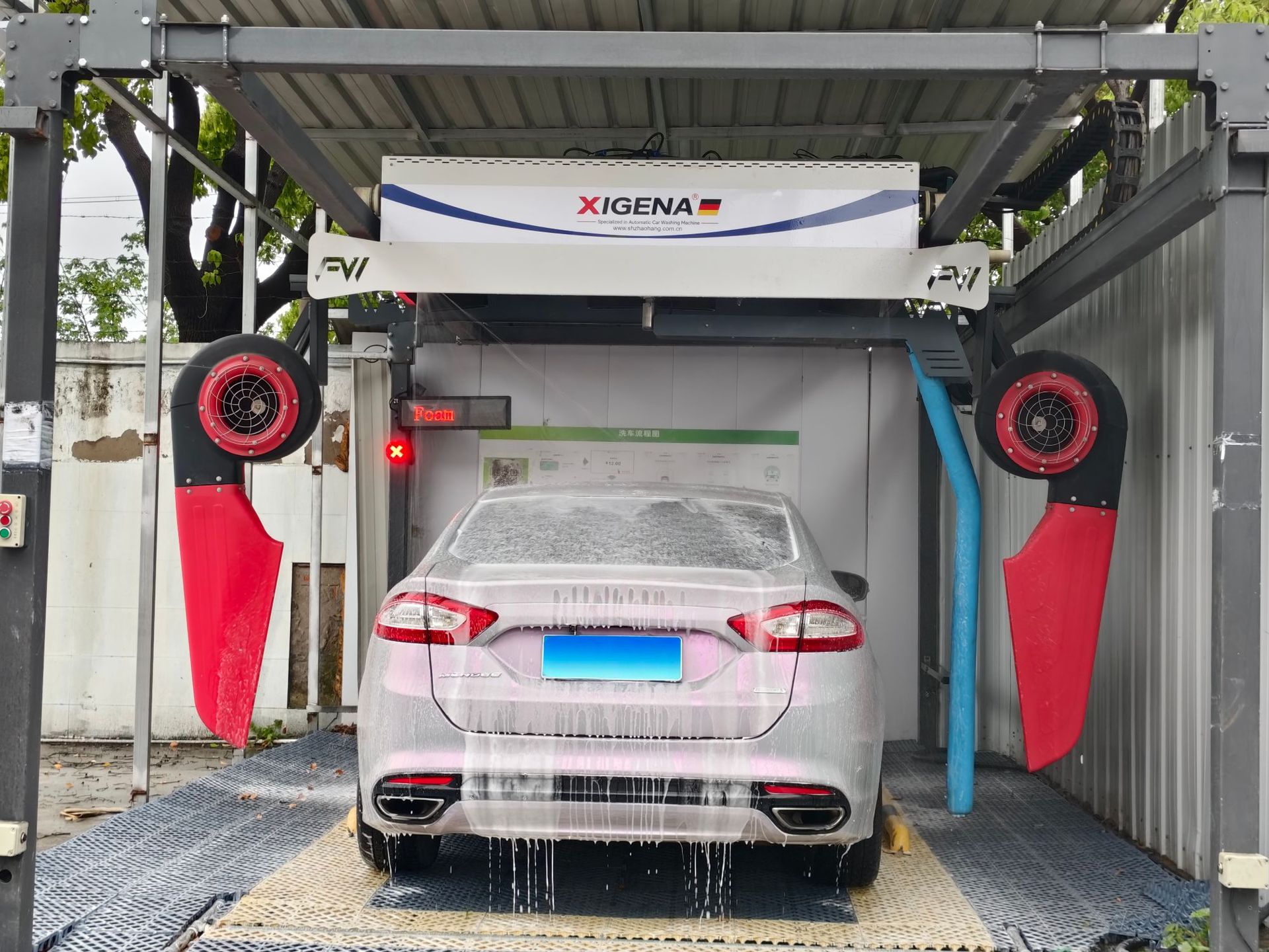 Fully Automatic Contactless 360-Degree Car Washing Machine for Commercial Use, High-Pressure Cleaning for Gas Stations and Car Wash Rooms, Wholesale Available