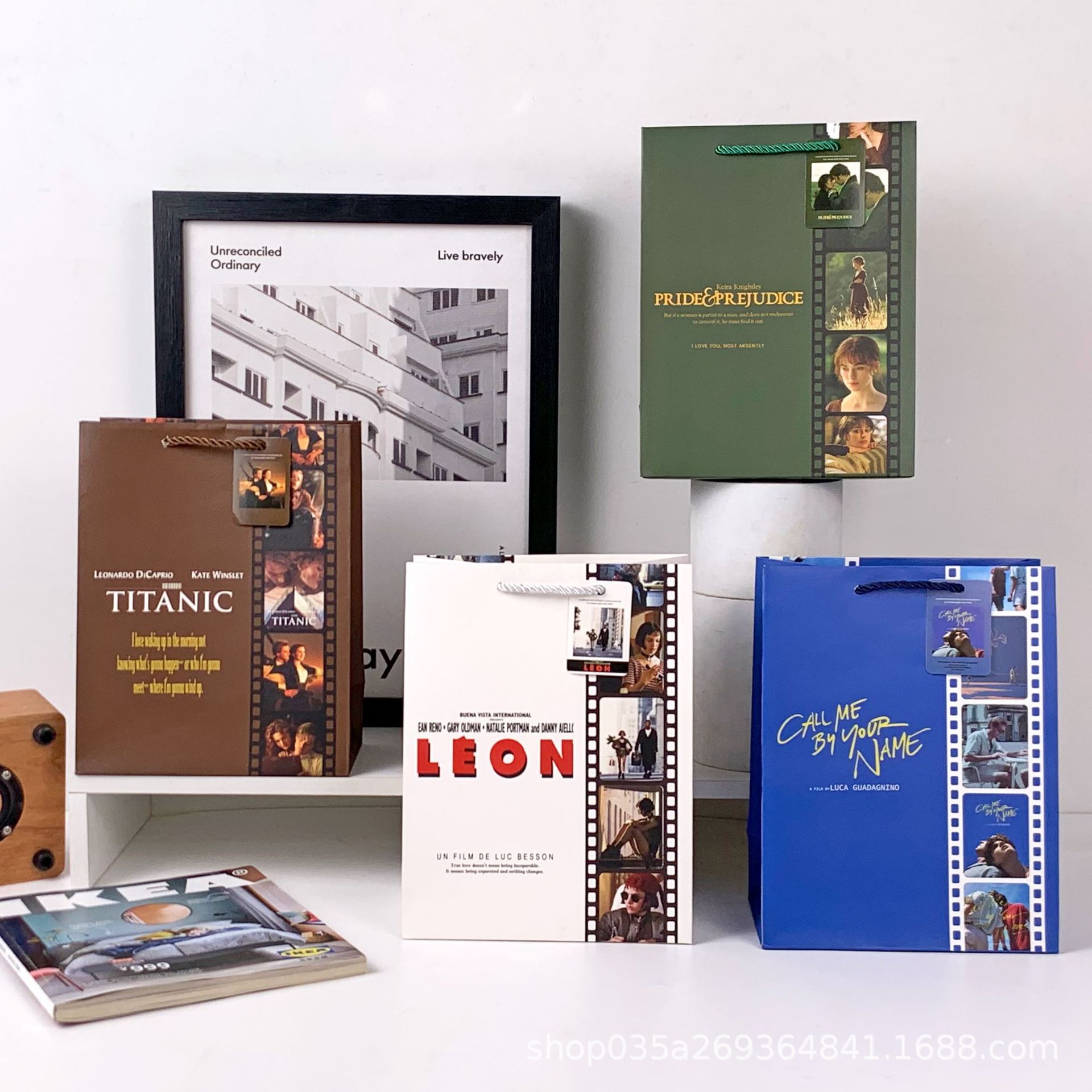 电影周边高级感秋冬礼品袋高档生日礼物袋精美包装纸袋手提袋批发