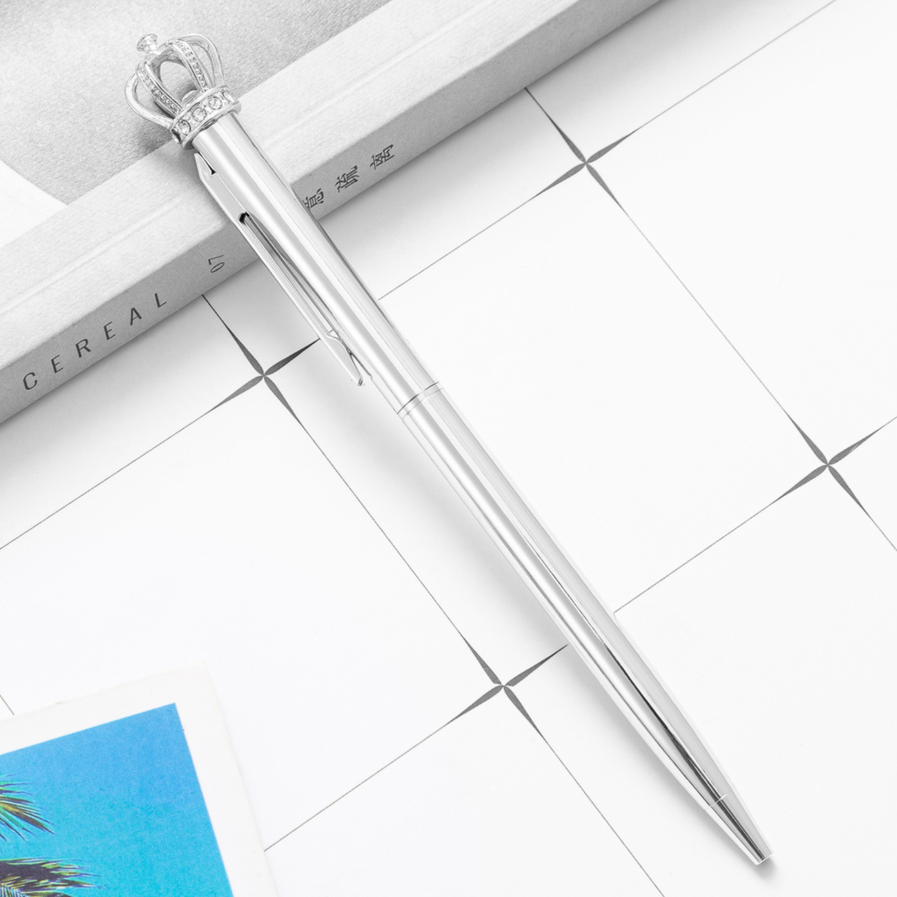 Lápiz de bola de metal de corona de dibujos animados de alto valor escolar lápiz de escritura de escritorio de oficina lápiz de firma lápiz de regalo al por mayor