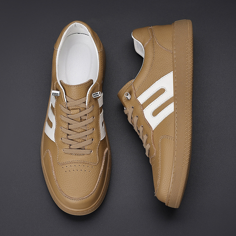 La primera capa de cuero de vaca nuevos zapatos casuales de hombre, cuero transpirable, zapatos de entrenamiento de moda, zapatos de hombre, zapatos de skate de estilo masculino.