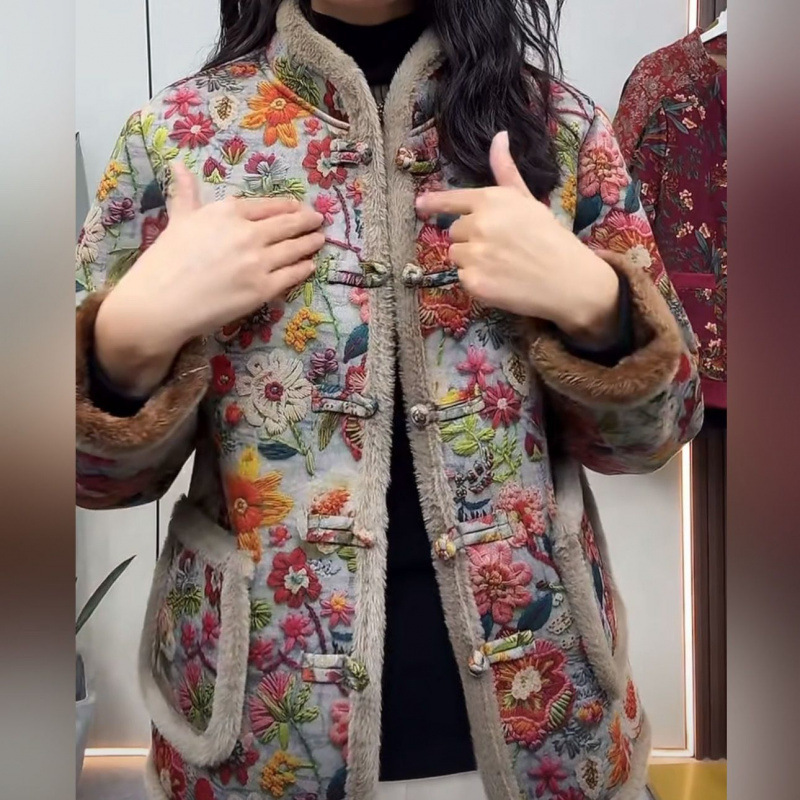 Winter New Mother fleece-lined Thickened Cotton-padded Coat Cotton-padded Coat Warm for Middle-aged and Elderly with Floral and Chinese Buckle Coat Women