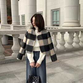 韩国chic 冬季法式v领一粒扣夹棉里格纹毛呢短款外套