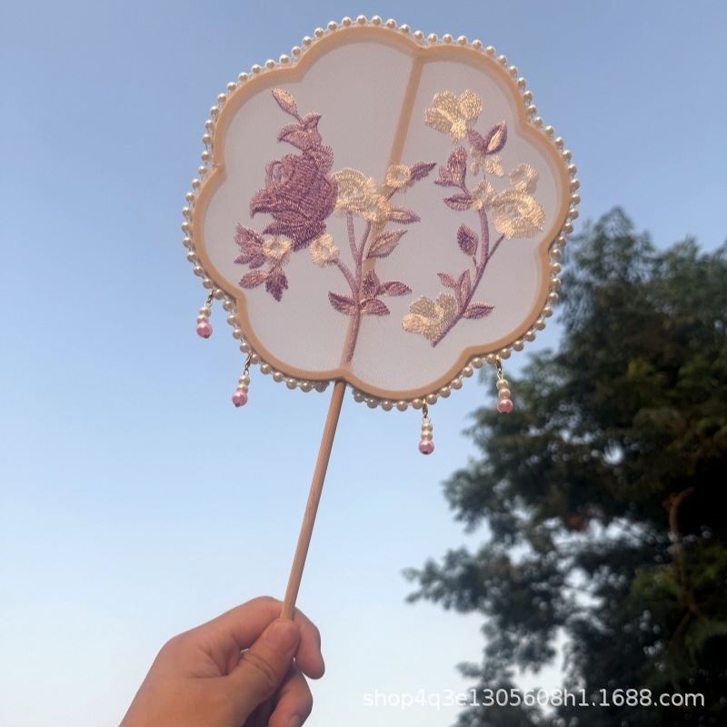 批发新款玫瑰刺绣古风扇子汉服团扇拍照走秀宫扇旗袍古典舞跳舞扇|undefined