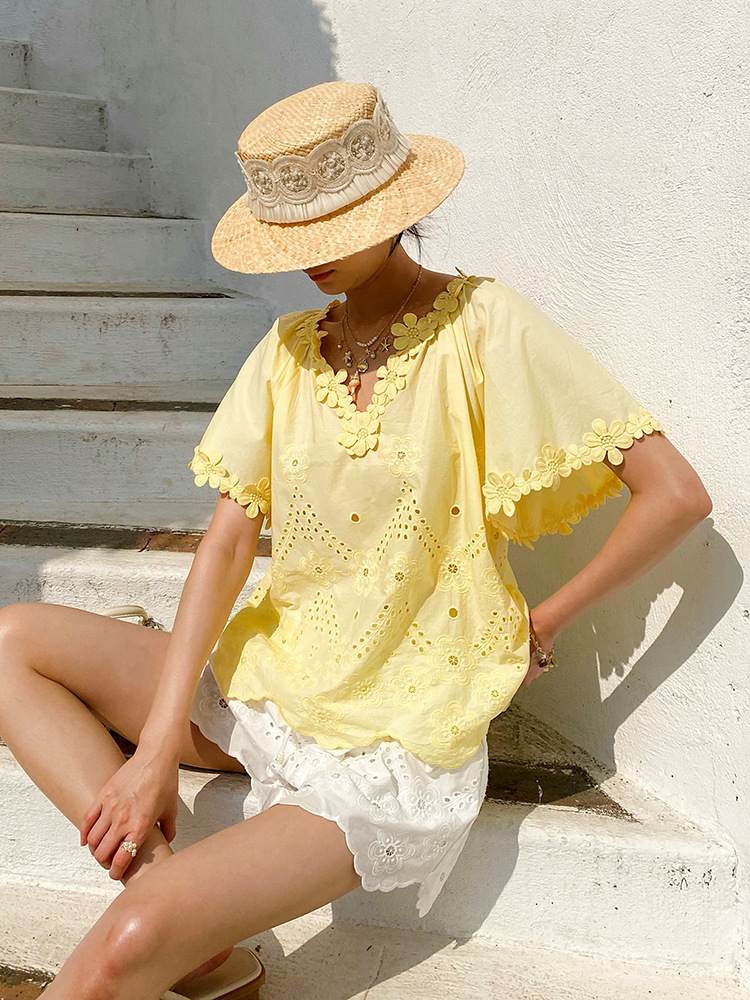 Three-Dimensional Floral Embroidery Hollow-Out Blouse French-Style Top Southern French Vacation Top Women's Short-Sleeve Shenzhen Nanyou Women's Summer Fashion
