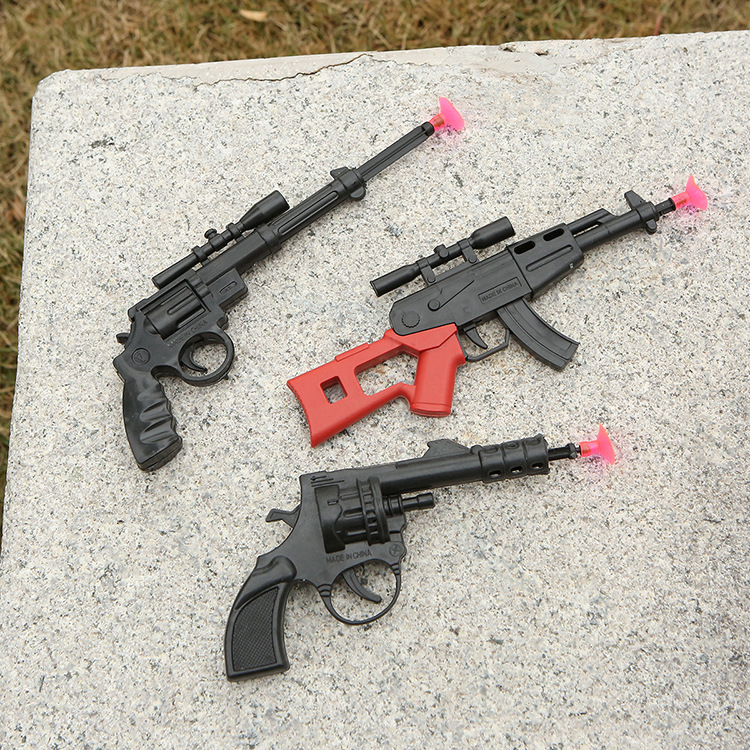 Pequeño revólver de bala suave juegos de disparo para niños padres-hijos interactivos regalos de bala suave para niños mayorista