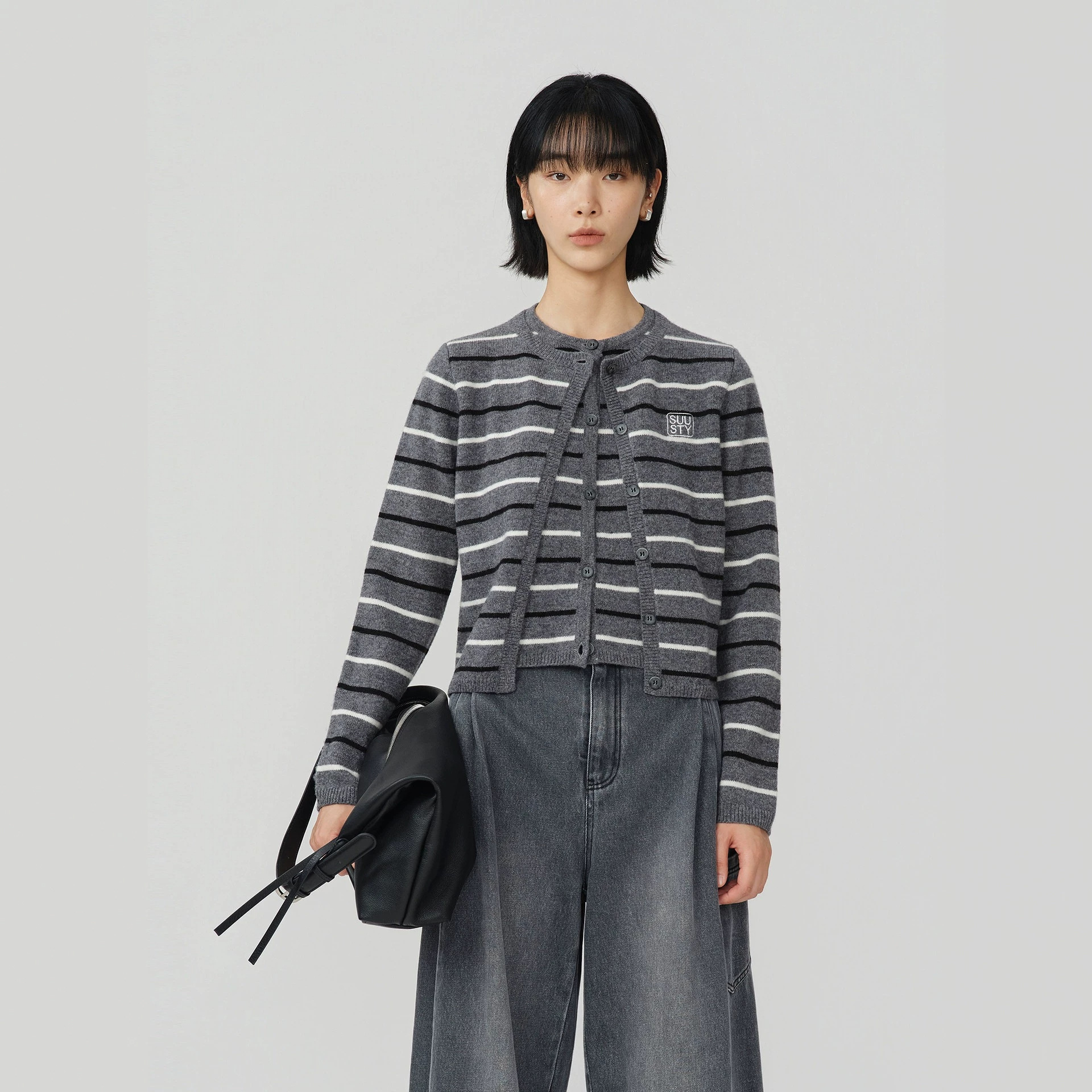 100% Sheep Wool Knit Cardigan, 2026 Autumn New Style, Striped Long-Sleeved Pullover Wool Sweater (Puyuan Wool)