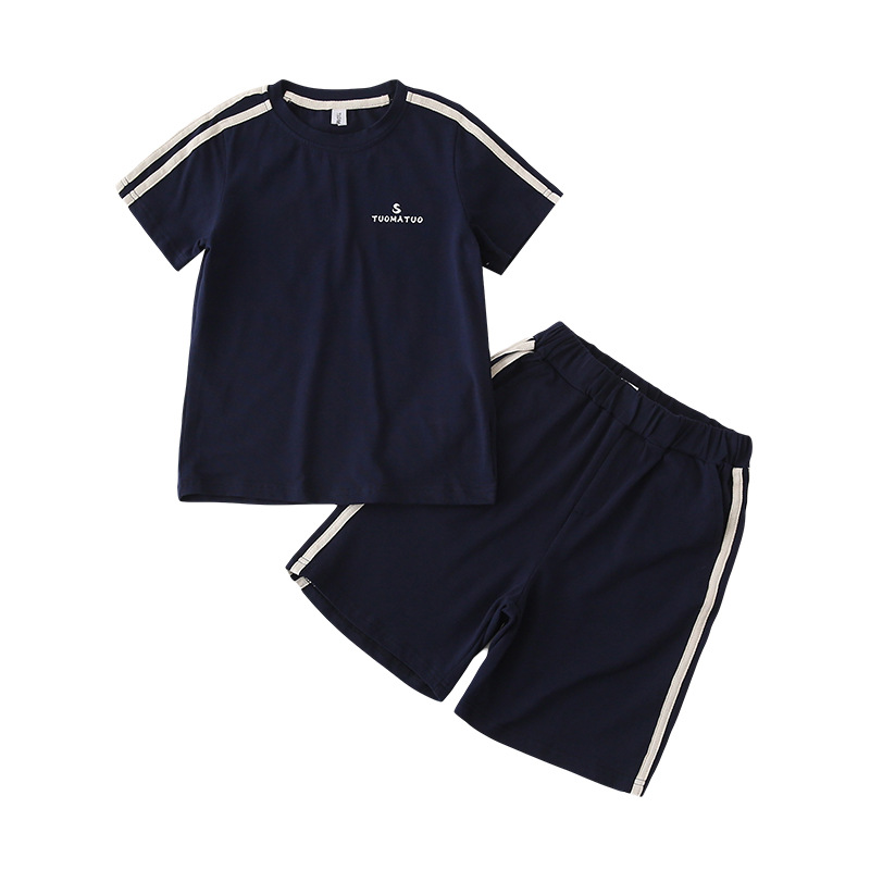 Simple letter sports suit--men's style