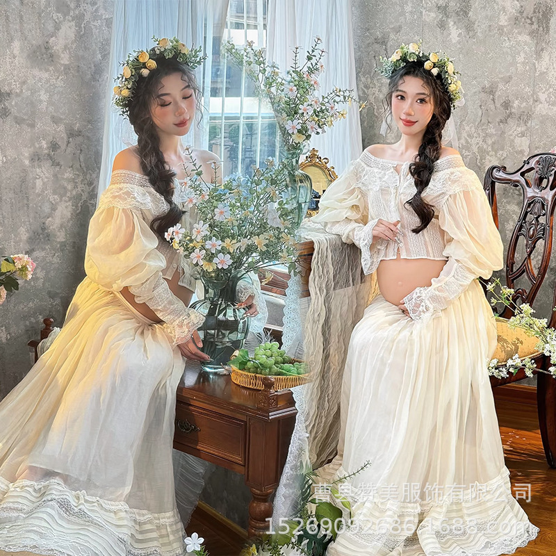 影楼の新型の早春の小清新な妊婦は服を撮影します。