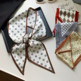 丝巾;围巾;披肩