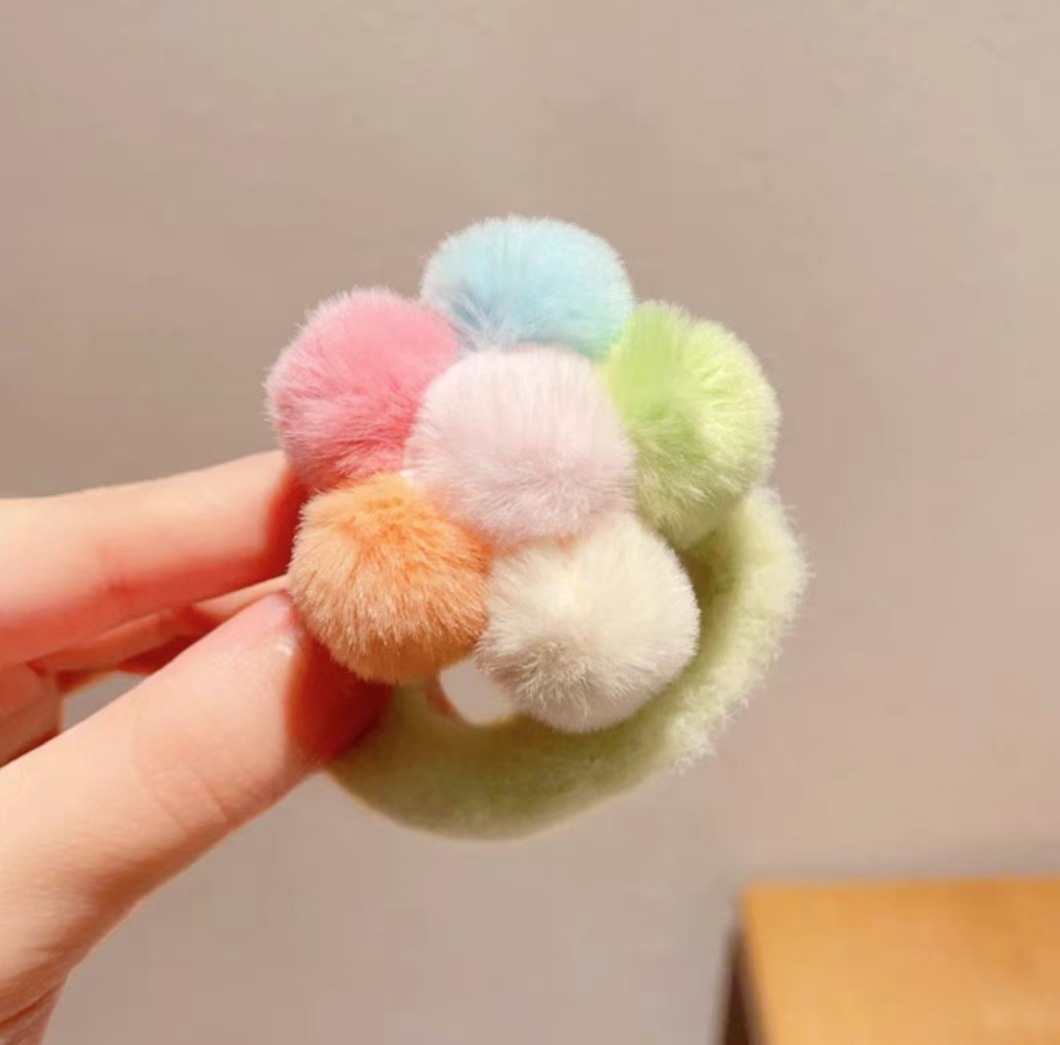 녹색 봉제 공 꽃 머리끈