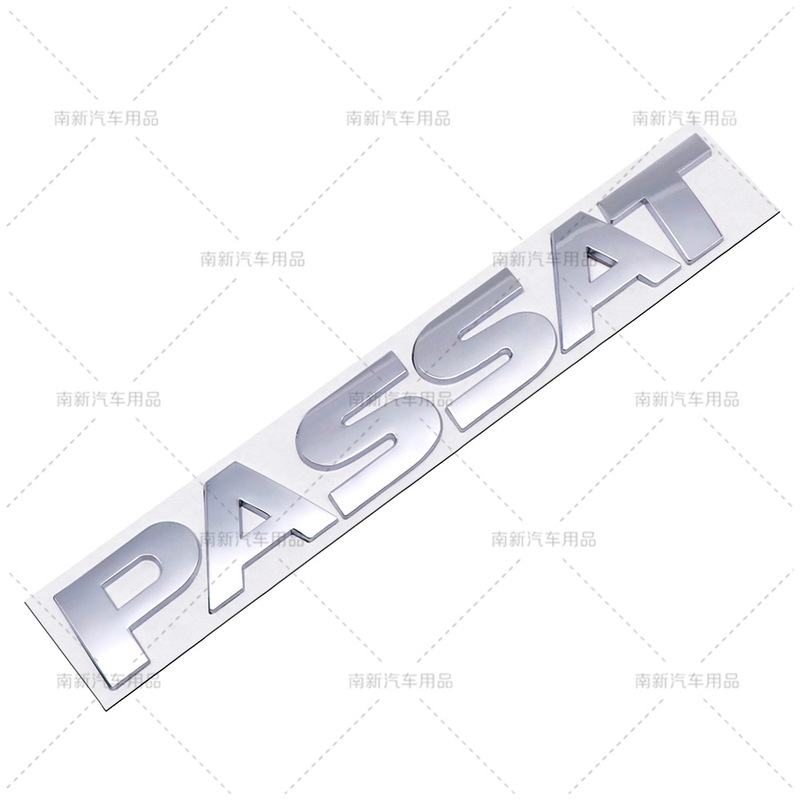 Passatラベルは新型大衆パサートの金属貼りに適用されます。|undefined