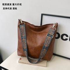 跨境时尚手提包新款单肩斜挎大容量水桶包高级感pu女包现货批发