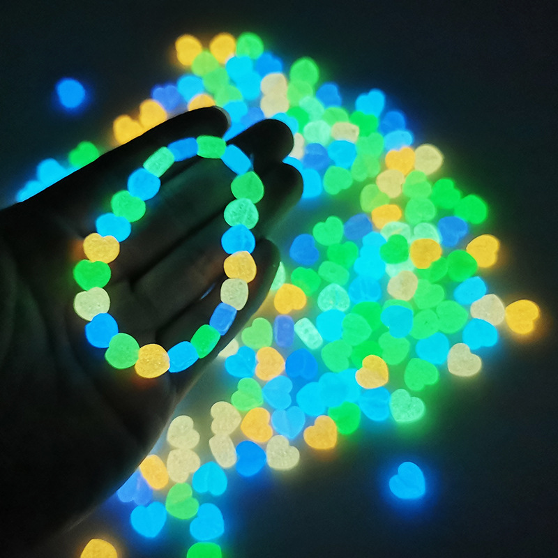 Luminous straight hole peach beads diy mini heart pendant necklace bracelet children's creative beads loose beads wholesale