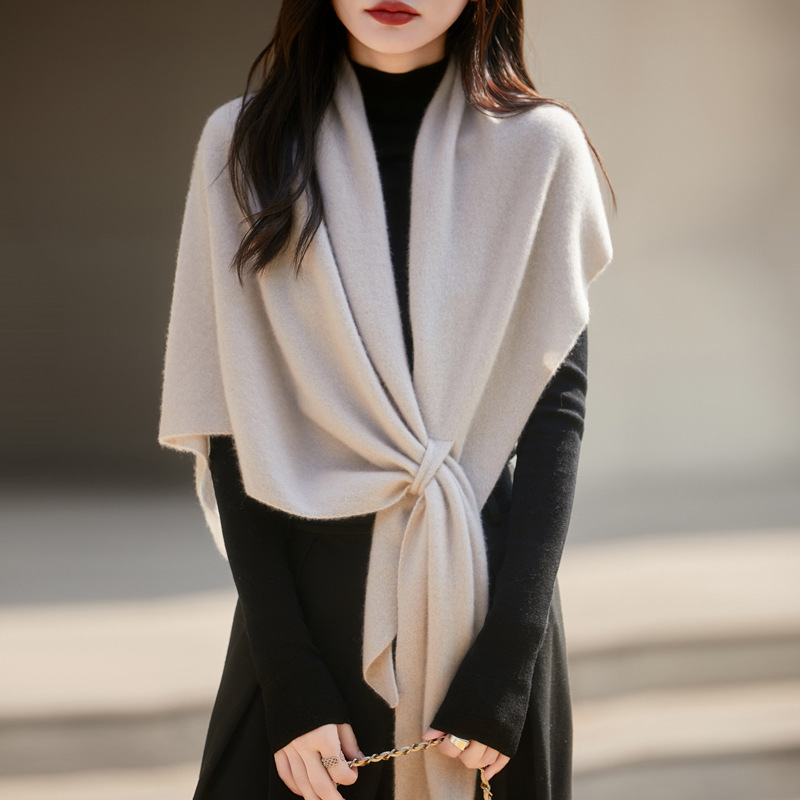 2025 New Autumn and Winter Pure Wool Knitted Shawl Women's Pure Color Warm Multi-Functional Triangle Scarf Cape Top 2025 New Autumn and Winter Pure Wool Knitted Shawl Women's Pure Color Warm Multi-Functional Triangle Scarf Cape Top