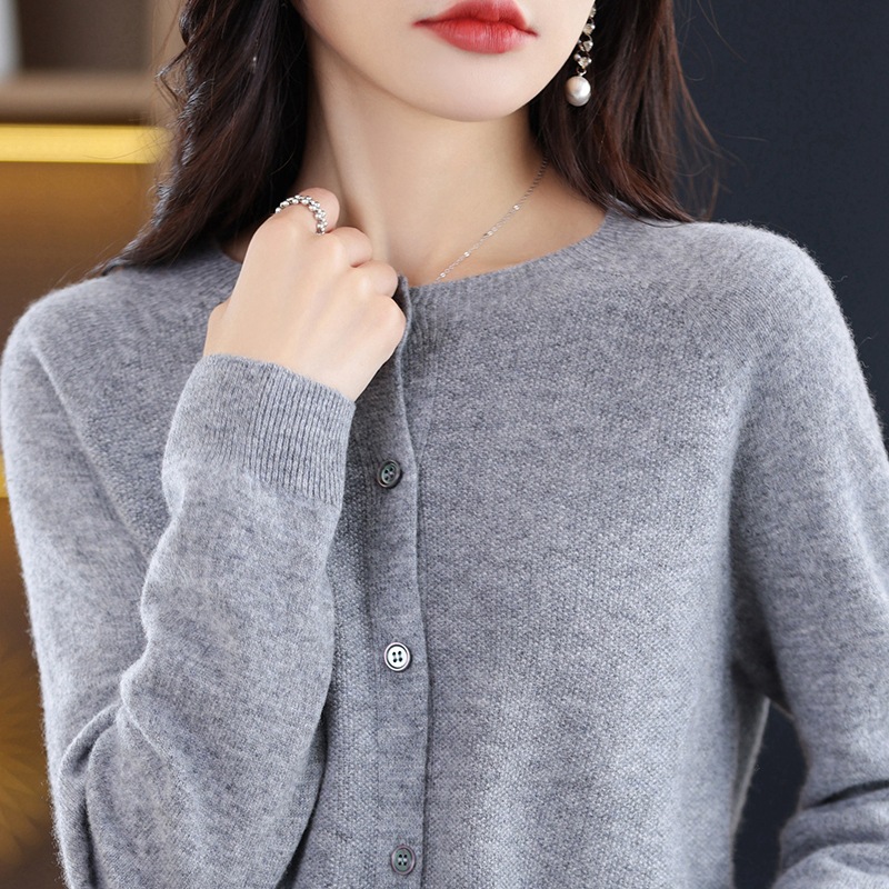 Round Neck Cardigan for Women, Solid Color Knitwear, Wool Base Layer, Loose Fit, Slimming Sweater Jacket, Wholesale for Export