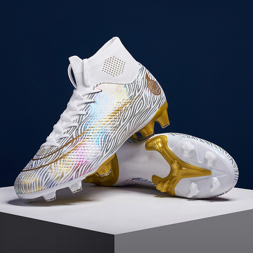 .Cross-border high-top leather football shoes with broken nails and long nails 35-47 sizes school club competition training sneakers wholesale