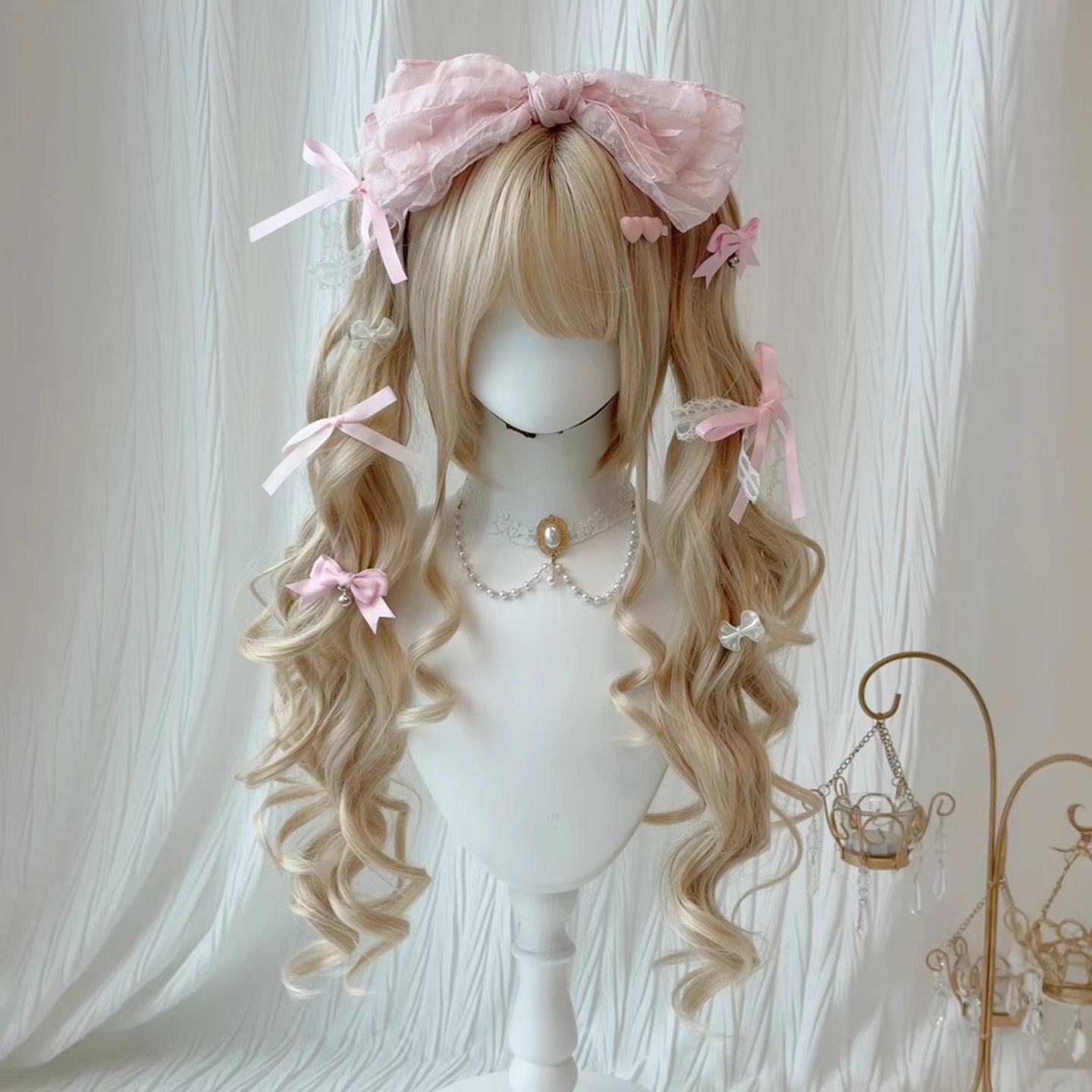 【Otome Yume Diary】 Lolita peruk för kvinnor med tvillingsvans och dockstil, japanska Lolita Roman lockar
