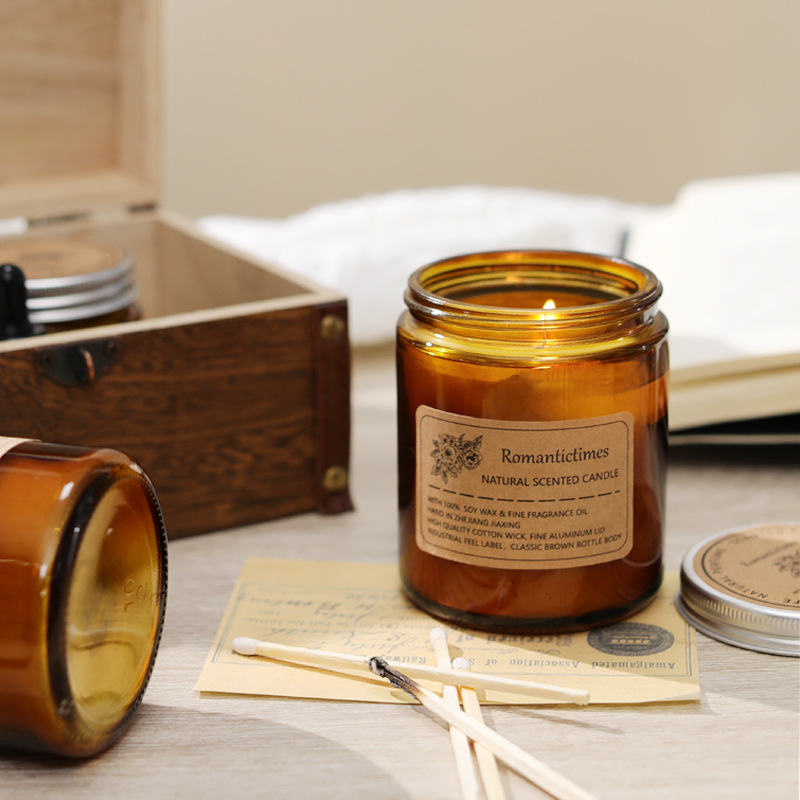 Retro Essential Oil Scented Candle Gift Box Set Soy Wax Smokeless Candle Bedroom Aroma Candle Cup