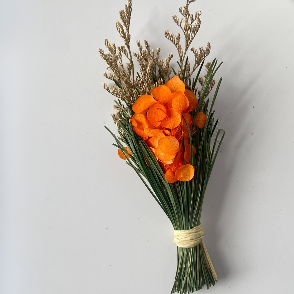 Mori Eternal Flower Mini Real Flower Dry Flower Ramo pequeño Accesorios Decoración hecha a mano Adornos de escritorio