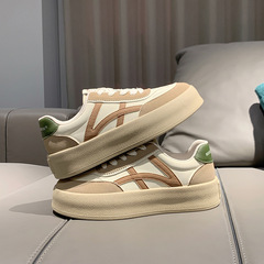 歐貨真皮厚底板鞋女2024年春季新款拼色百搭網紅休閒運動德訓鞋子