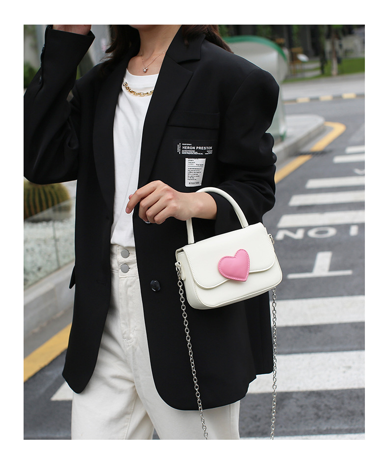 Sac à main en PU pour femmes, haut de gamme, contraste, cœur de pêche, couverture pratique, petit sac carré incliné, 2024 #, nouvelle collection 8325_voghion.com