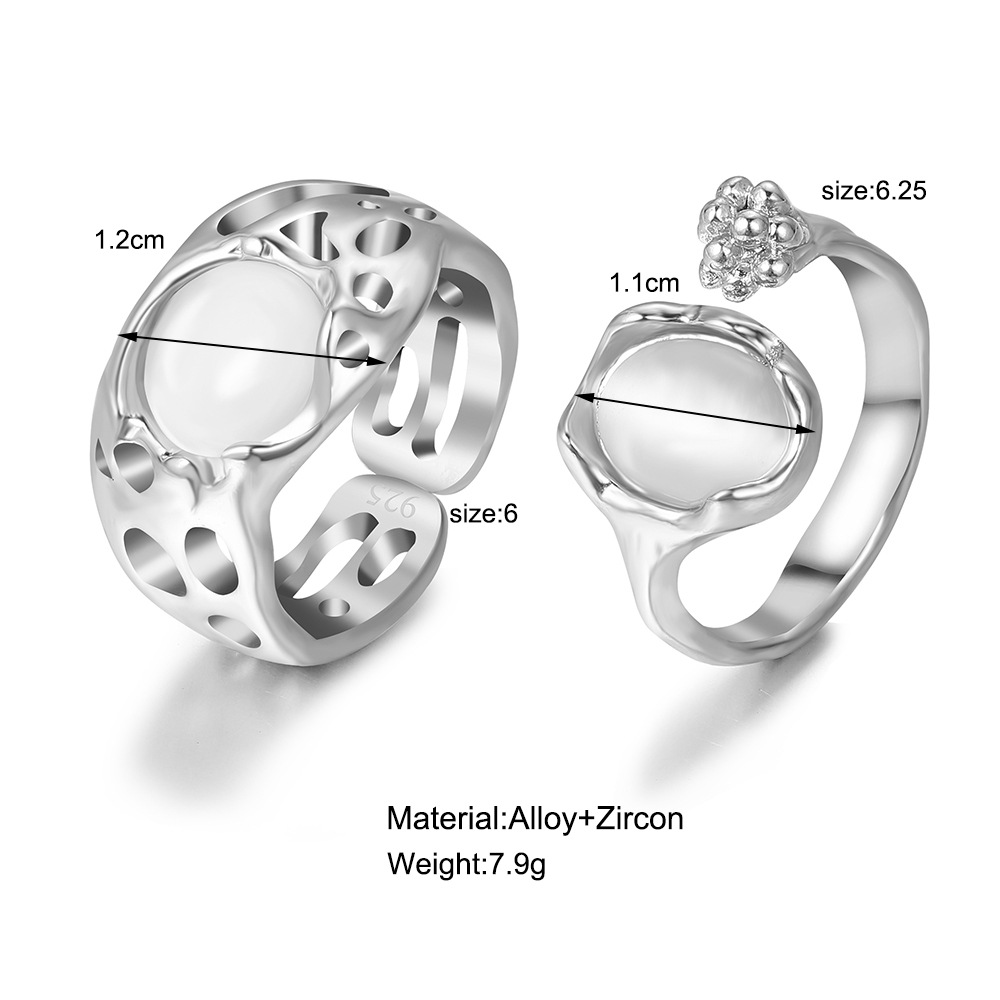 Fashion Solid Color Alloy Hollow Out Inlay Zircon Women's Open Ring 1 Piece display picture 1