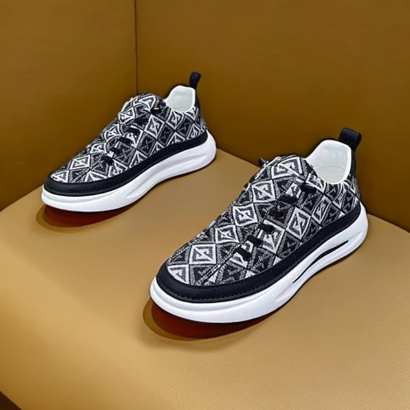 Zapatos de hombre de lona bordados de marea nacional primavera y verano nuevo estilo chino transpirable todo-fósforo deportes y zapatillas de deporte de ocio zapatos de tela de un pie