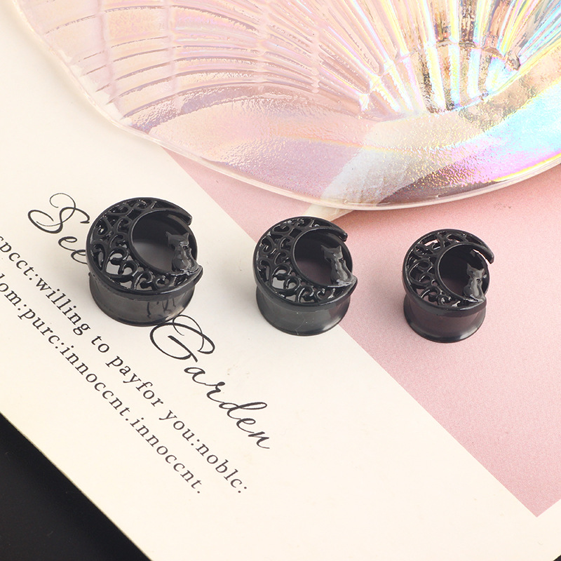 Black Cat on the Moon Stainless Steel Double Horn Ear Expander - 16mm Cartilage Earring detail image 9
