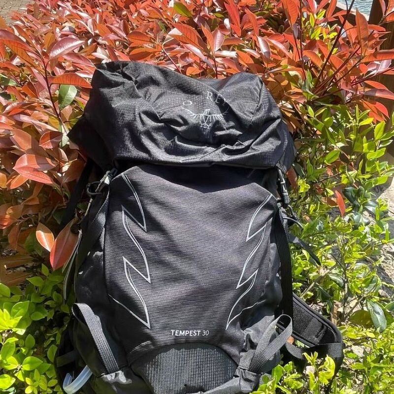小鷹魔爪22升户外双肩登山包男女徒步双肩包徒步旅行背包20暴风30|undefined