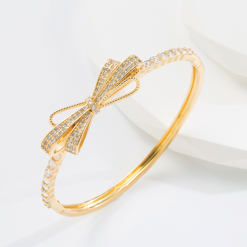 Fashion Snake Bow Knot Copper Inlay Zircon Bangle 1 Piece display picture 4