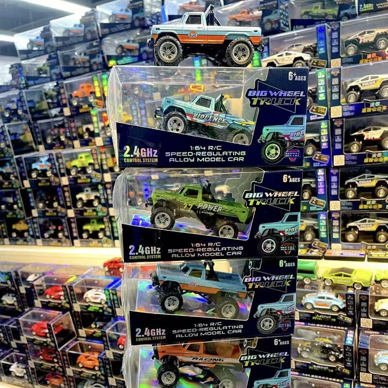 2.4g Mini Alloy Remote Control Car Off-Road Vehicle High-Speed Drift Racing Toy Can Be Controlled by Mobile Phone and Rechargeable Car