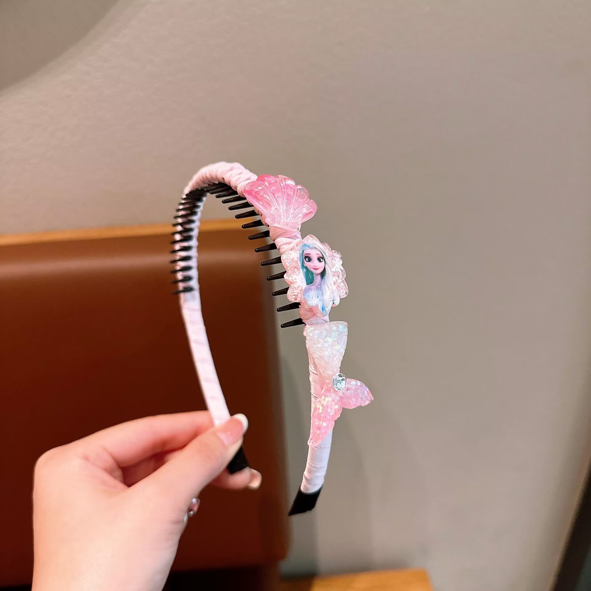 Nueva princesa Aisha clip de pelo para niños clip de pelo helado y nieve clips de pelo para niñas princesa viento lindos joyas para el pelo