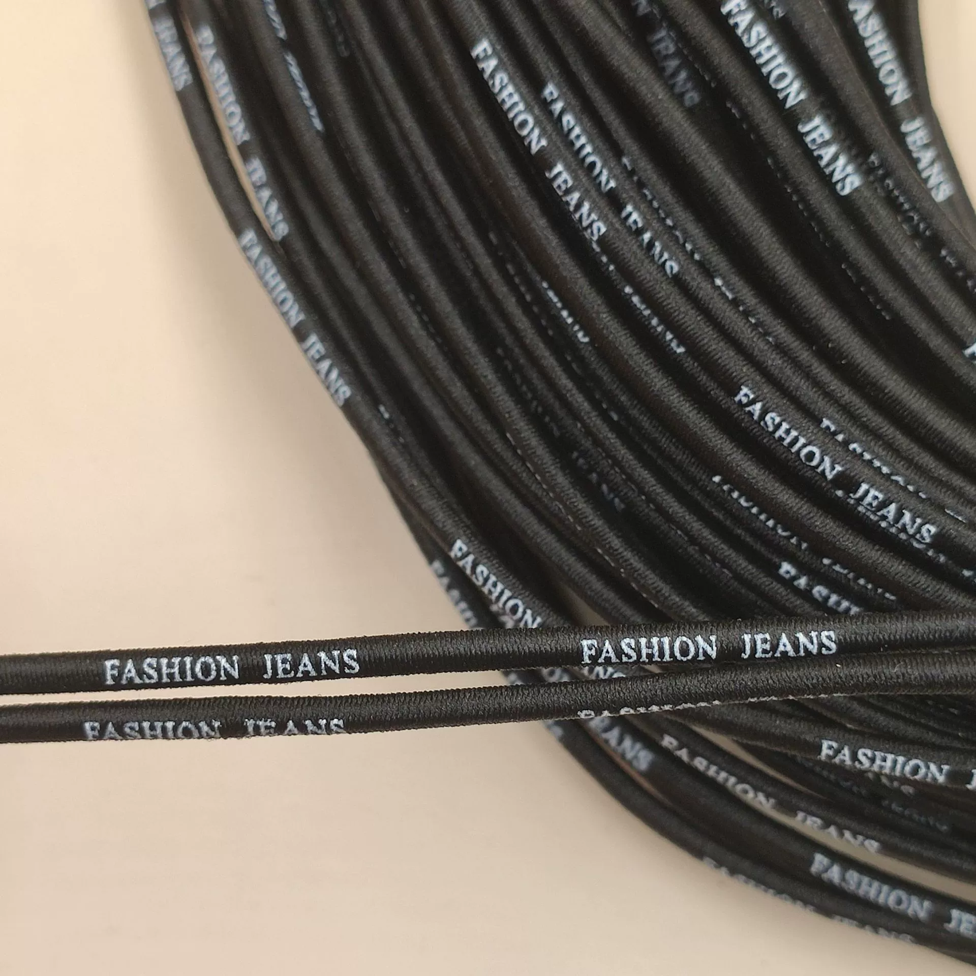 Круглая эластичная шелковая лента Шелковый индивидуальный логотип бренда для обработки на заказ