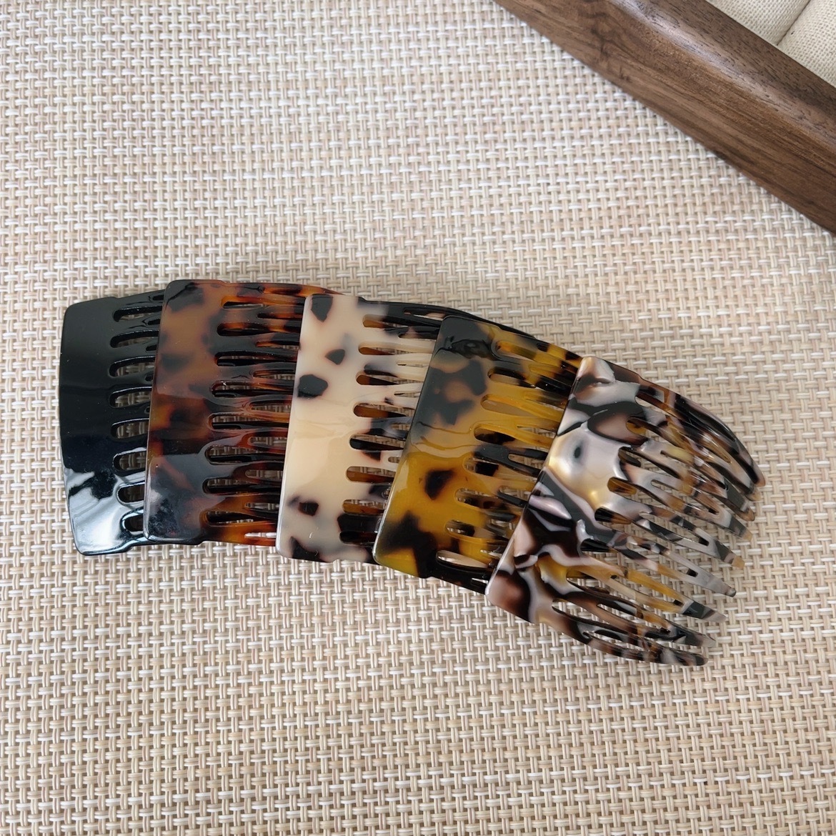 插梳beauty_1735355327736