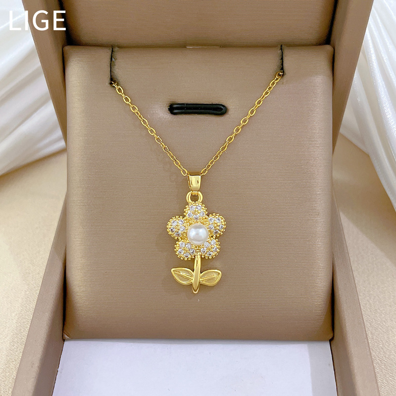 Parure collier et boucles d oreilles de luxe avec diamants_voghion.com