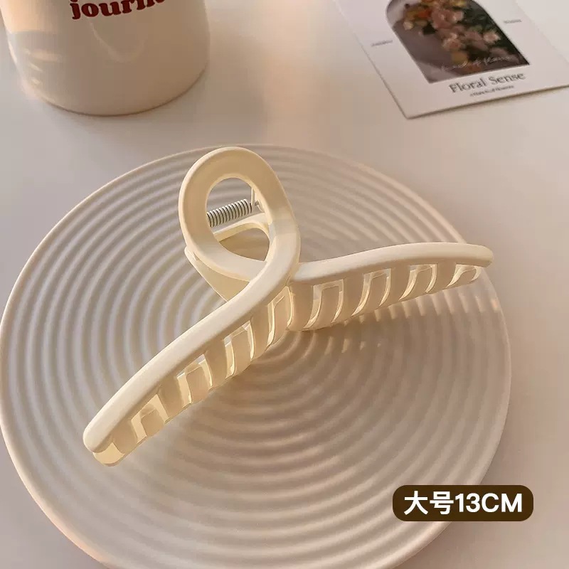 Milk Brown simple clip de tiburón horquilla hembra Cabeza trasera updo clip de pelo cabeza de plástico grande pinza de pelo tocado horquilla