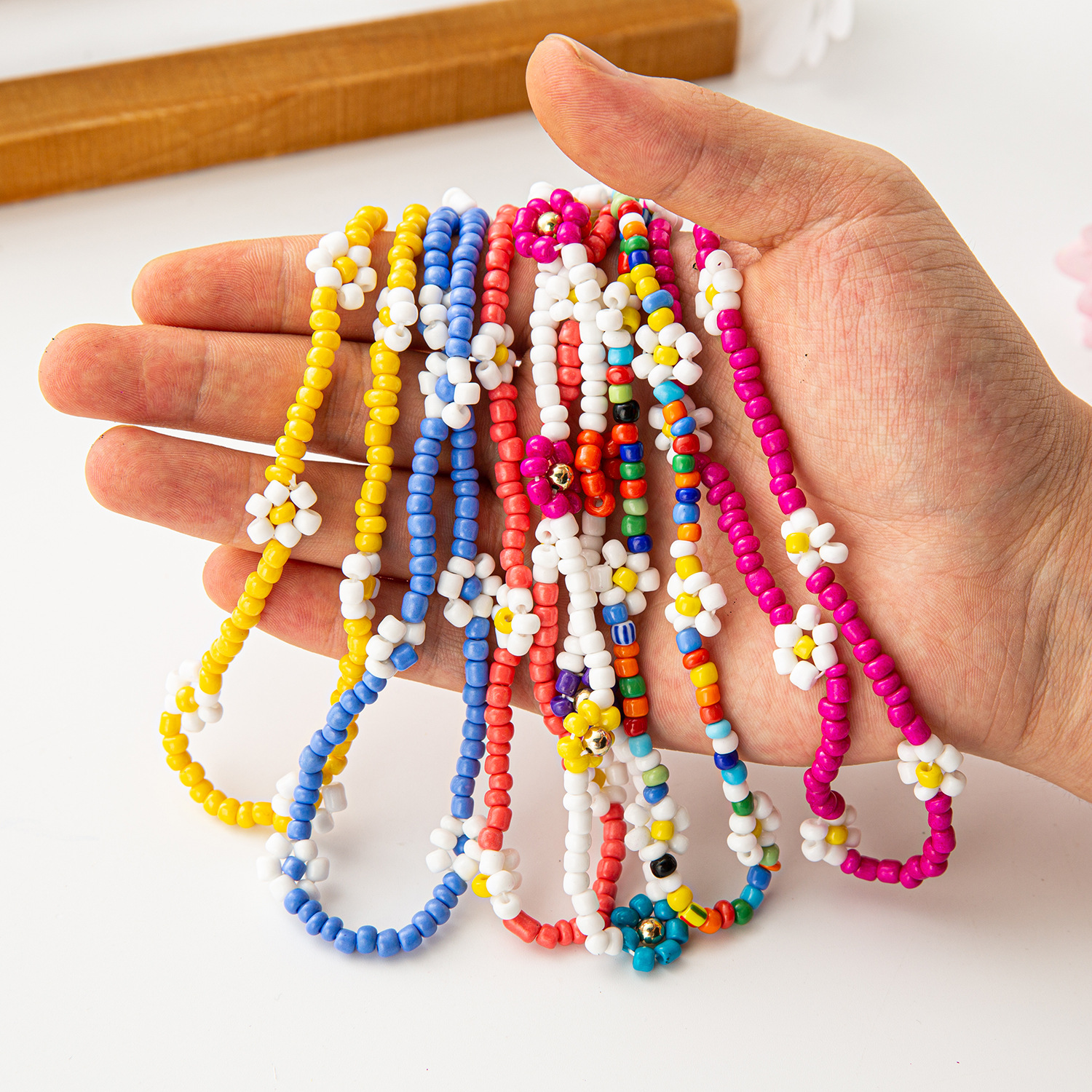 11g Weight Bracelets, Necklace Classification 1 Piece, 1 Set Quantity Holiday, Daily Occasion Resin, Seed Bead Material Flower Pattern Kid'S Gender Beaded Design Cartoon Style, Cute Style Cartoon Style Cute Flower Resin Seed Bead Beaded Kid'S Bracelets Necklace 1