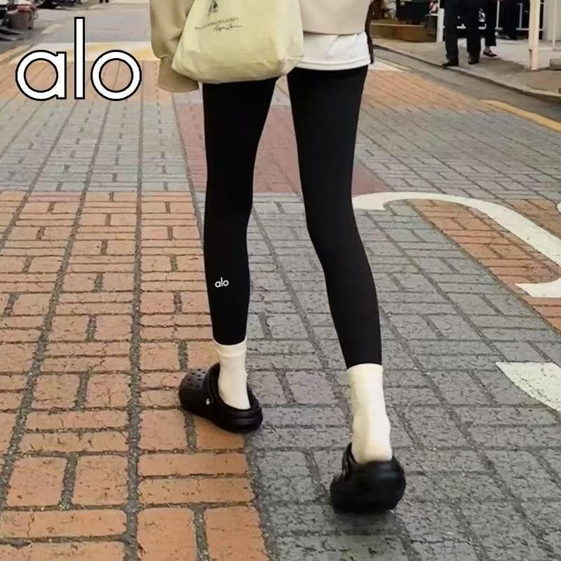 ALO 新款2025收腹薄款芭比紧身瑜伽鲨鱼底裤裤女外高腰显瘦九分裤