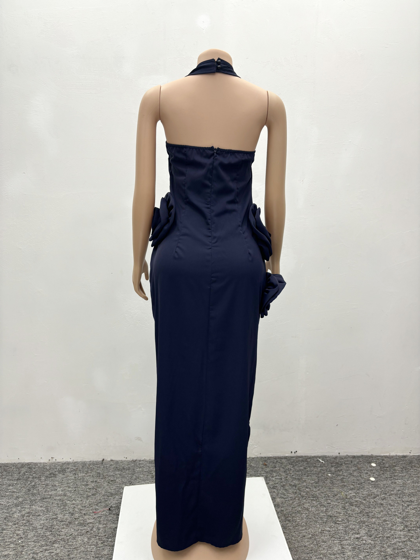 455g Weight Maxi Long Dress Dress Length Type Sleeveless Sleeve Length Sheath Dress Dresses Type Polyester Fabric Type High Waist Waist Line Banquet Occasion Halter Neck Neckline Slim Fit Type Flower Pattern Summer Season Women's Gender Elegant Style Wholesale Women's Elegant Flower Banquet Halter Neck Sleeveless Sheath Dress 11